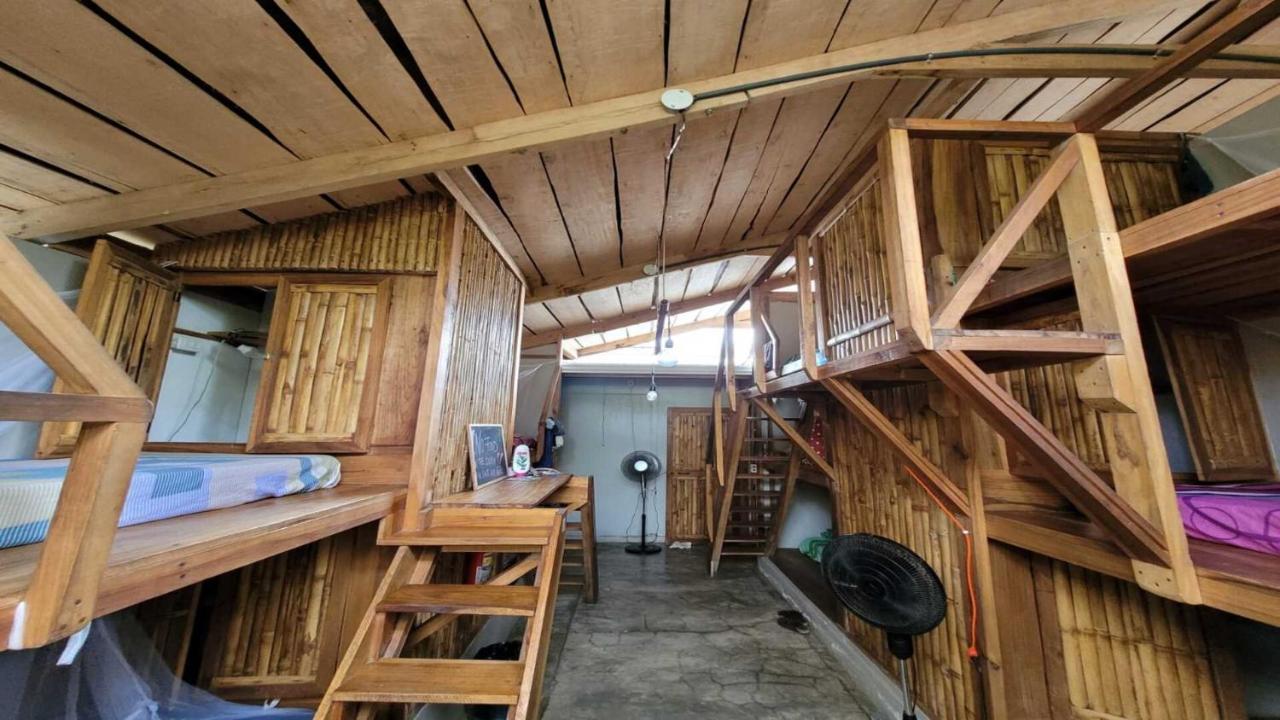 Puerto Viejo de Talamanca Roots Family旅舍 外观 照片